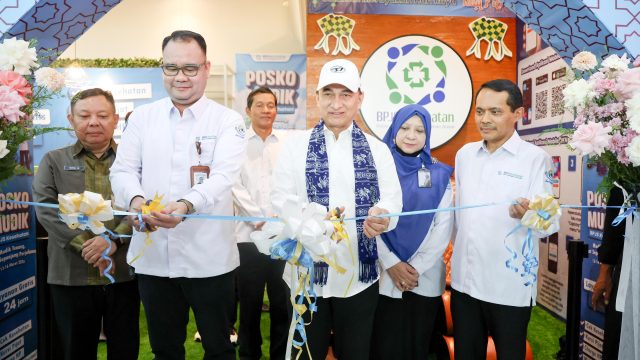 Dukung Layanan Kesehatan Pemudik, Wagub Dimyati Tinjau Posko BPJS di Merak
