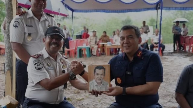 Silmy Karim dapat Kado Spesial dari Warga Binaan Lapas Ruteng
