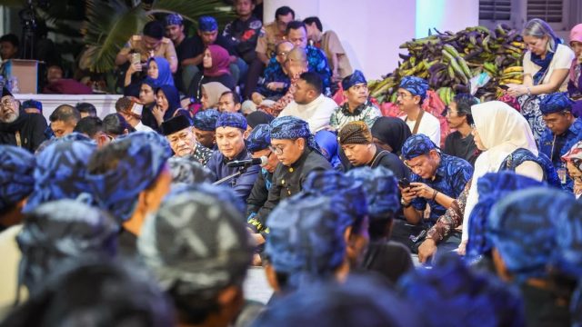 Gubernur Andra Soni Terima Amanat Pelestarian Alam dari Warga Adat Baduy di Seba 2026