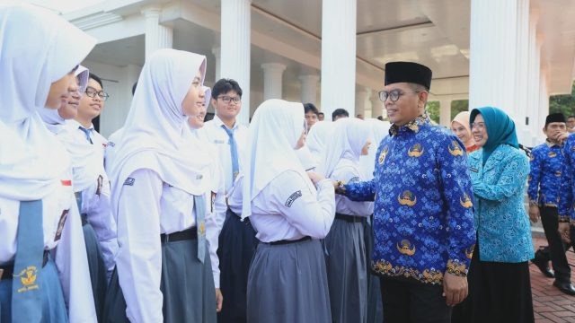 Andra Soni Wanti-wanti ASN, SPMB SMA/SMK Negeri di Banten Dilarang Titip-Menitip