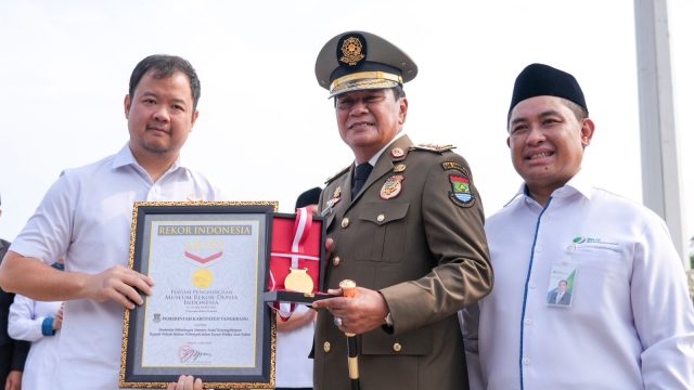 Lindungi 500 Ribu Pekerja Rentan, Kabupaten Tangerang Raih Rekor MURI