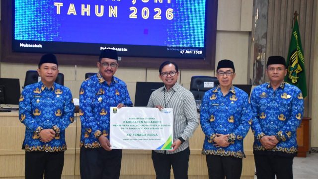 Pemkab Sukabumi Lindungi 417 Pekerja Rentan Melalui Program BPJS Ketenagakerjaan