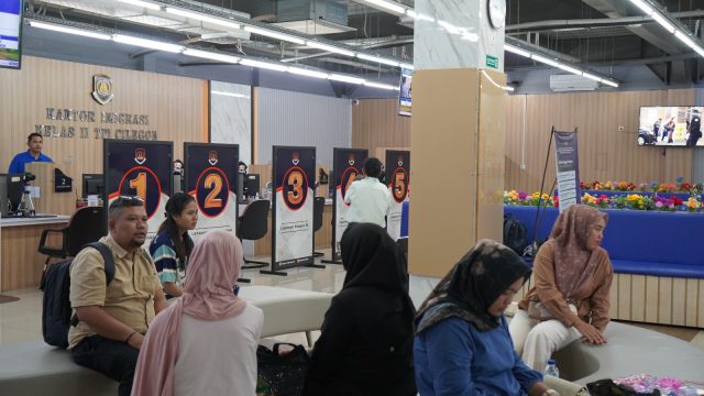 Manfaatkan Momen CFD, Imigrasi Cilegon Gelar Layanan “LAPOR SAPA” Dukung Program “PASPORIA”