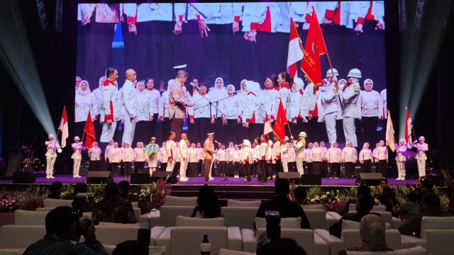 Mandat Baru dari Djakarta Theater: Srikandi Dan Mata Siber Menjaga Gizi dan  Kas Desa