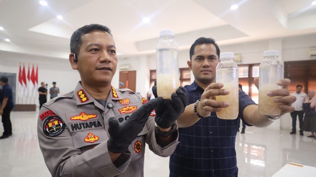 Polres Cilegon Gagalkan Penyelundupan 50 Ribu Benih Lobster