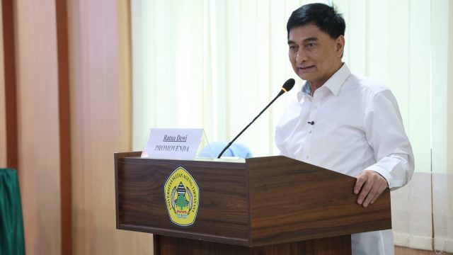 Hadiri Promosi Doktor Ratna Dewi, Wagub Dimyati: Ilmuwan Harus Banyak Inovasi