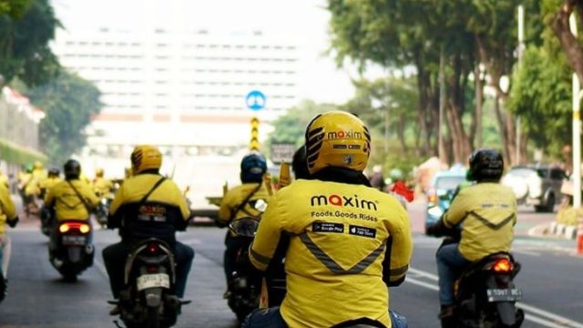 BPJS Ketenagakerjaan Serahkan Santunan Rp106 Juta ke Ahli Waris Driver Maxim