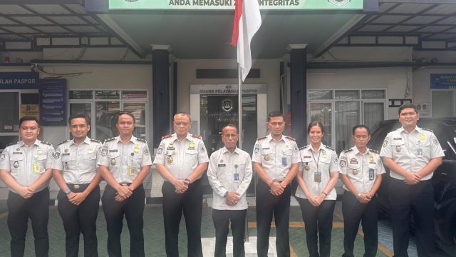 Direktur Izin Tinggal dan Status Keimigrasian Monitoring Sistem Molina dan Pelayanan WNA di Kanim Serang