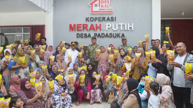 Bangun Jalan 18 Km, Gubernur Banten Andra Soni dampingi Wakil Panglima TNI Tutup Karya Bakti di Pandeglang